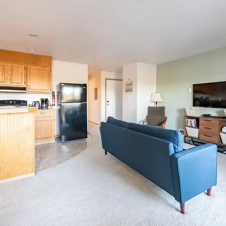 Cozy 2 Bedroom Condo Walking Distance From The Beach Ocean Shores Exterior photo