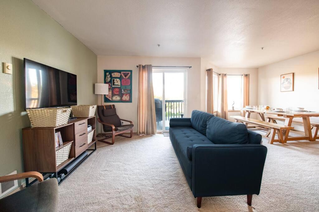 Cozy 2 Bedroom Walking Distance From The Apartamento *